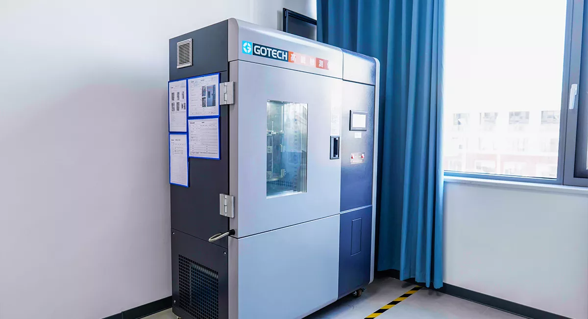 High and Low Temperature Alternating Humidity Test Chamber